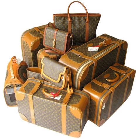 set valise louis vuitton|Louis Vuitton travel suitcase.